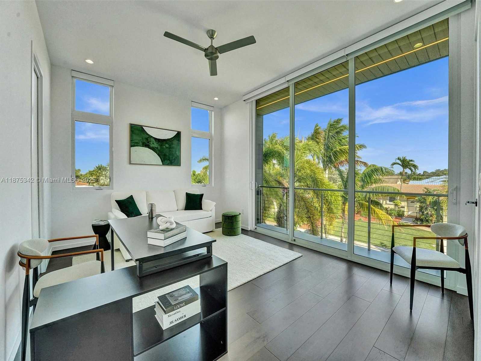Small Image of 2217 NORTH EAST 17TH TER, Wilton Manors Number 39