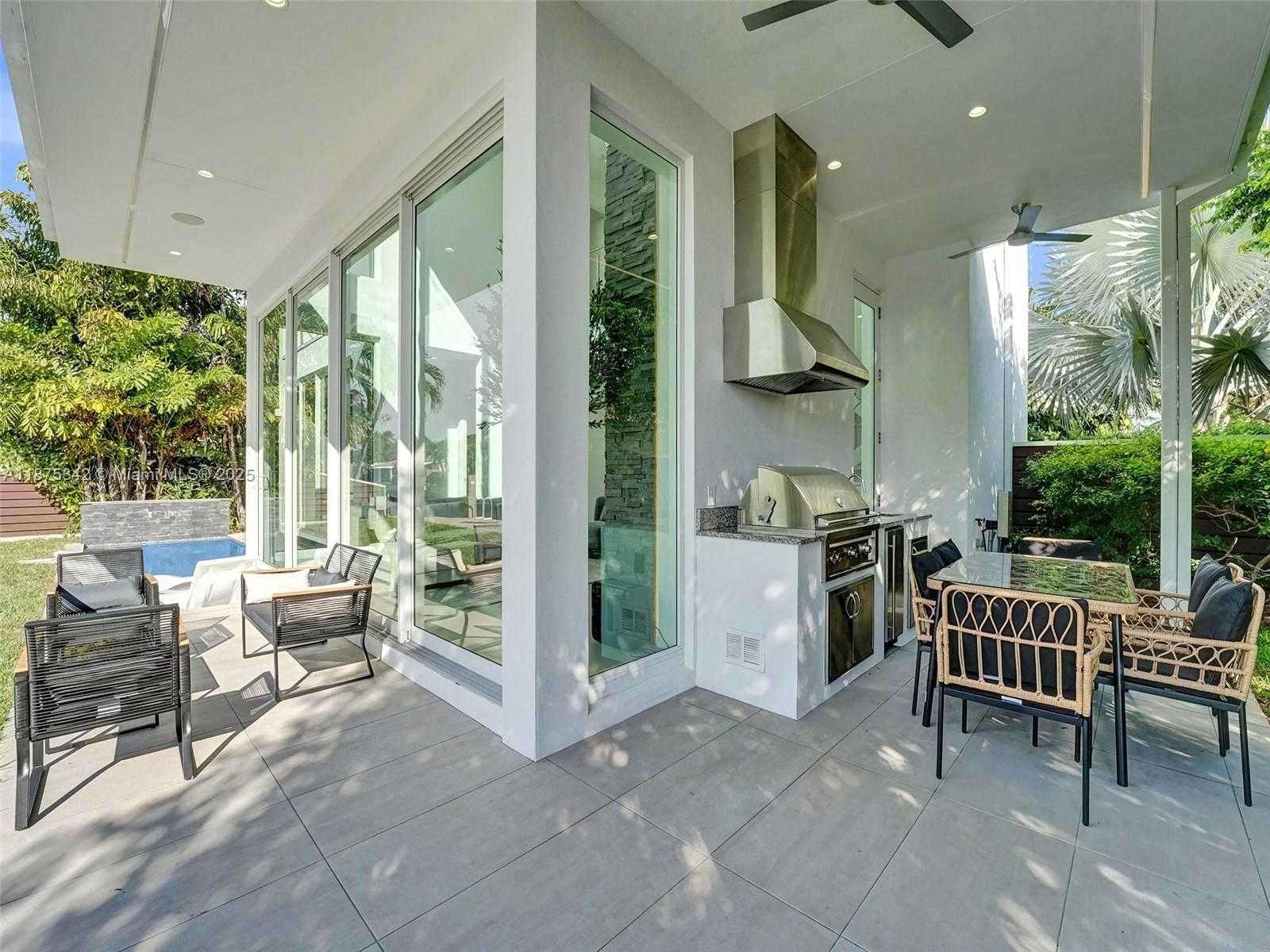 Small Image of 2217 NORTH EAST 17TH TER, Wilton Manors Number 60