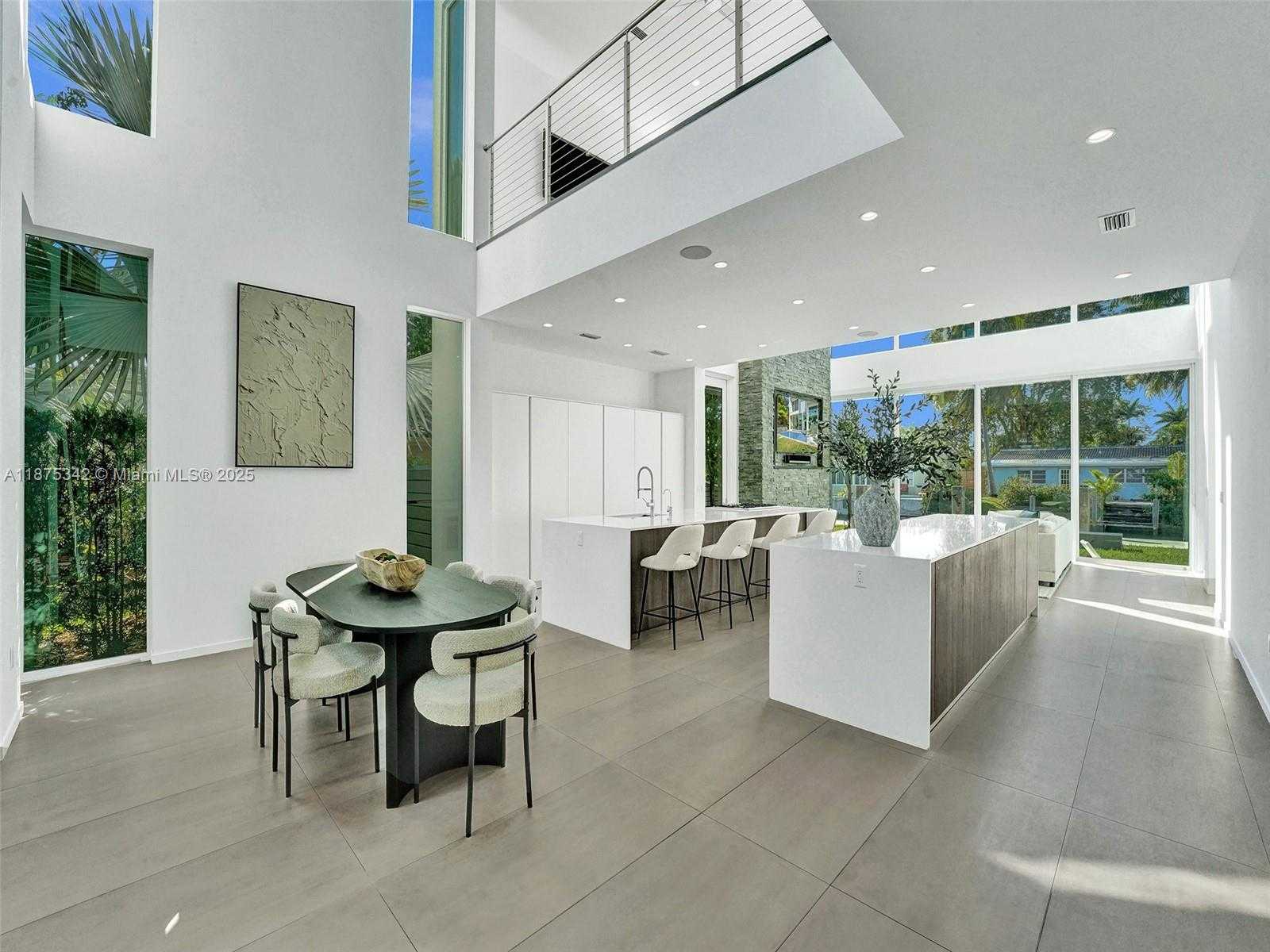 Small Image of 2217 NORTH EAST 17TH TER, Wilton Manors Number 9