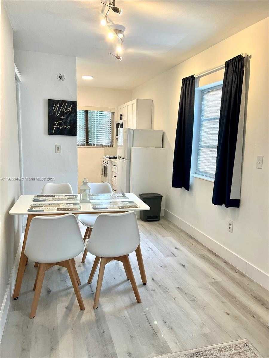 Small Image of 825 EUCLID AVE #8, Miami Beach Number 4