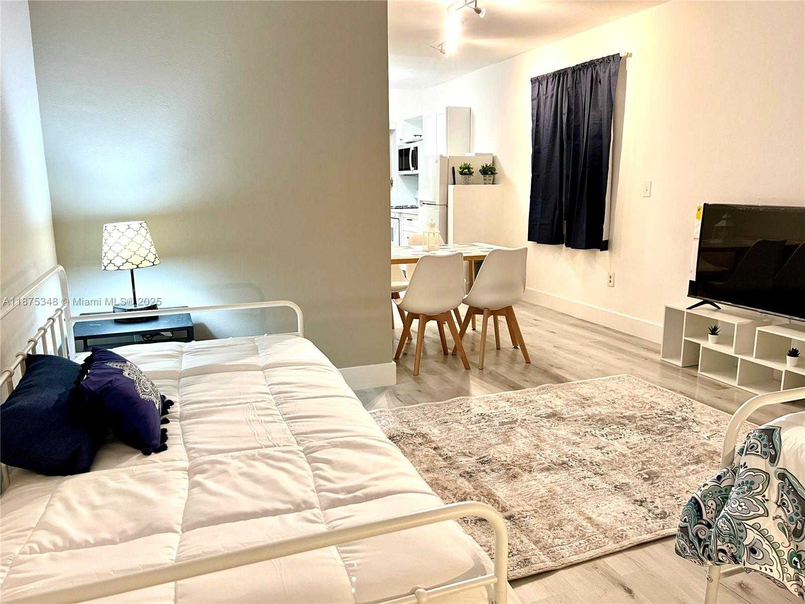 Small Image of 825 EUCLID AVE #8, Miami Beach Number 6