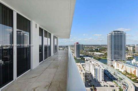 Small Image of 1830 SOUTH OCEAN DR #3308, Hallandale Beach Number 19