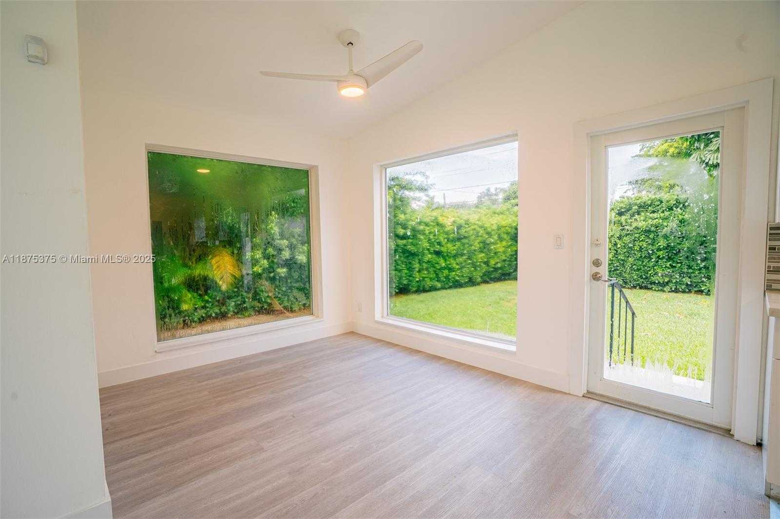 Small Image of 8251 SOUTH WEST 30TH ST, Miami Number 6