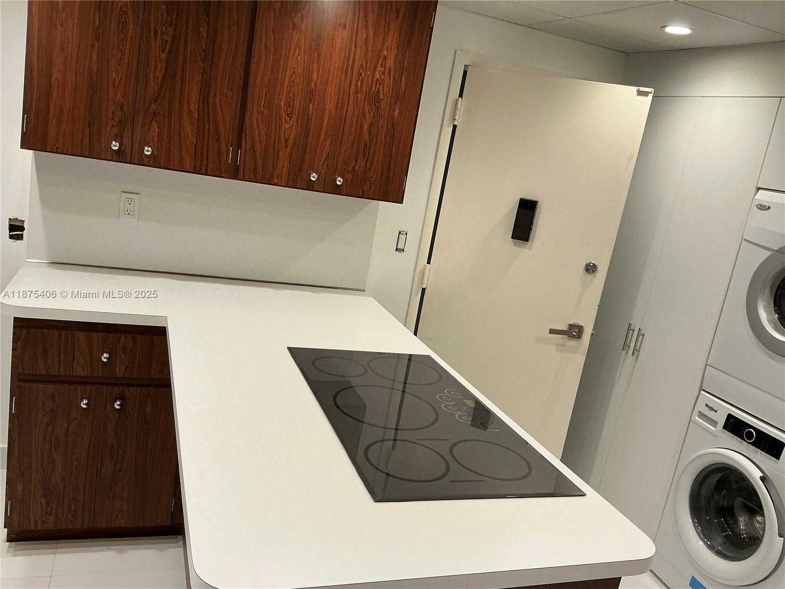 Small Image of 10155 COLLINS AVE #303, Bal Harbour Number 8