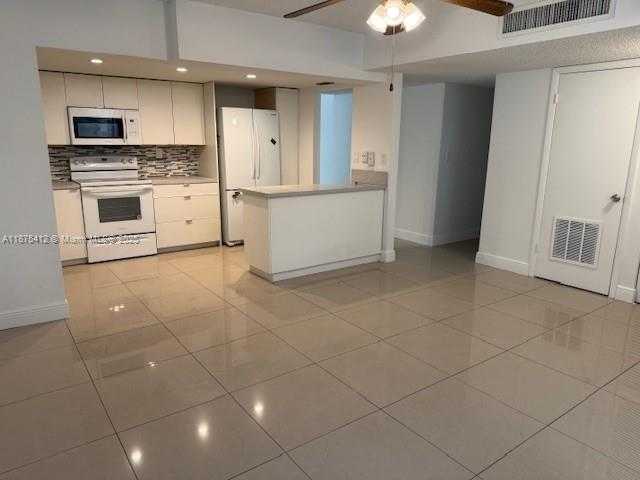 Small Image of 20381 NE 30TH AVE #204-7, Aventura Number 16