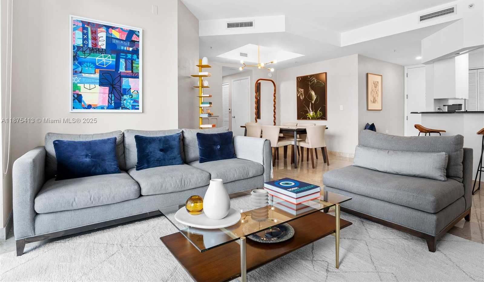 Small Image of 801 BRICKELL KEY BLVD #1009, Miami Number 4