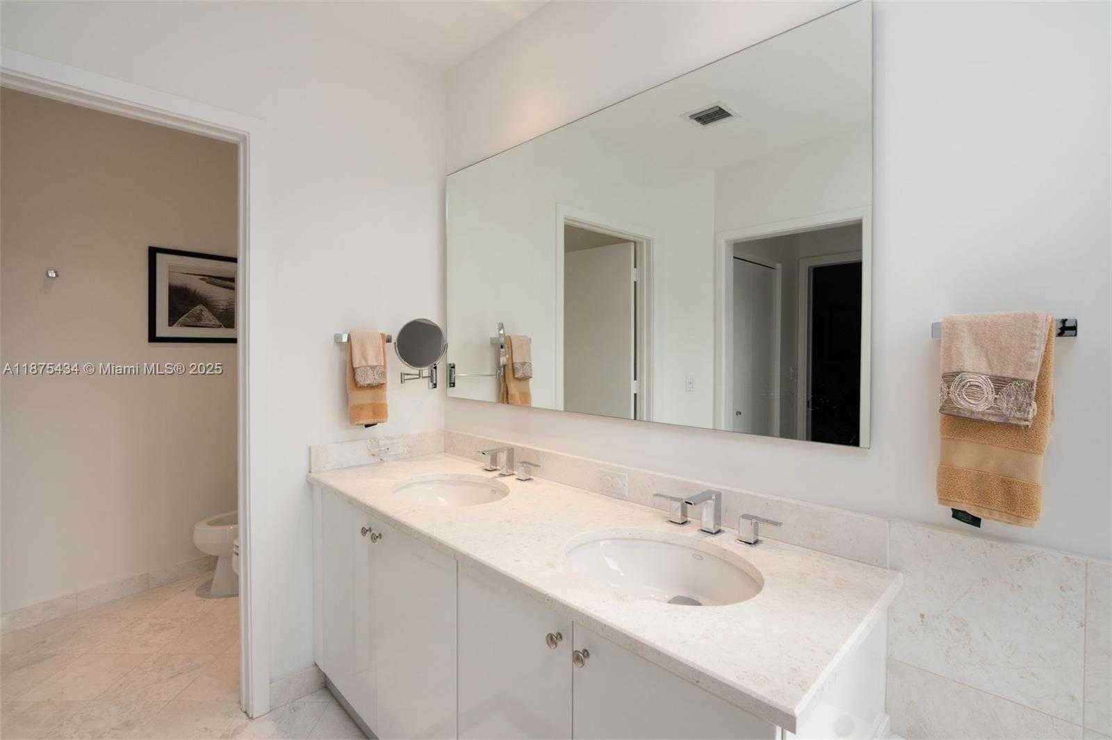 Small Image of 901 BRICKELL KEY BLVD #509, Miami Number 15