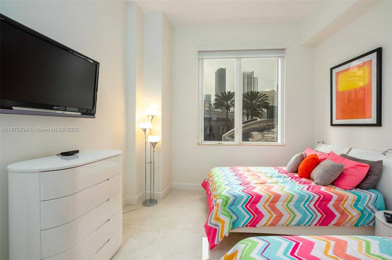 Small Image of 901 BRICKELL KEY BLVD #509, Miami Number 21