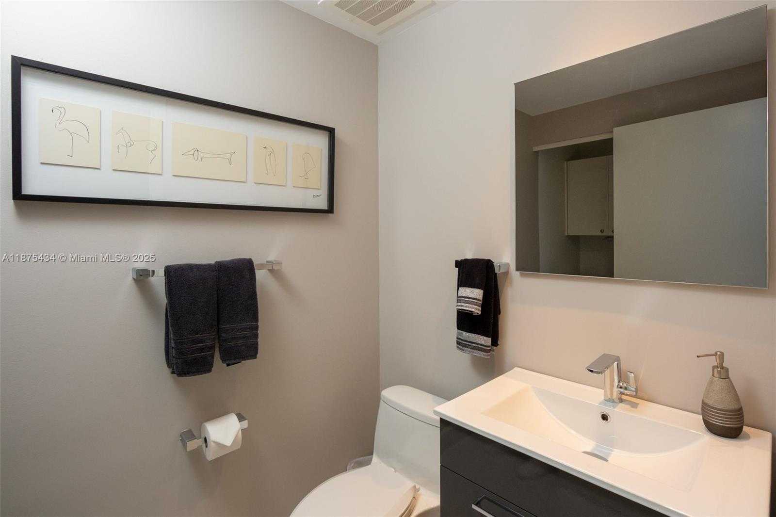 Small Image of 901 BRICKELL KEY BLVD #509, Miami Number 24