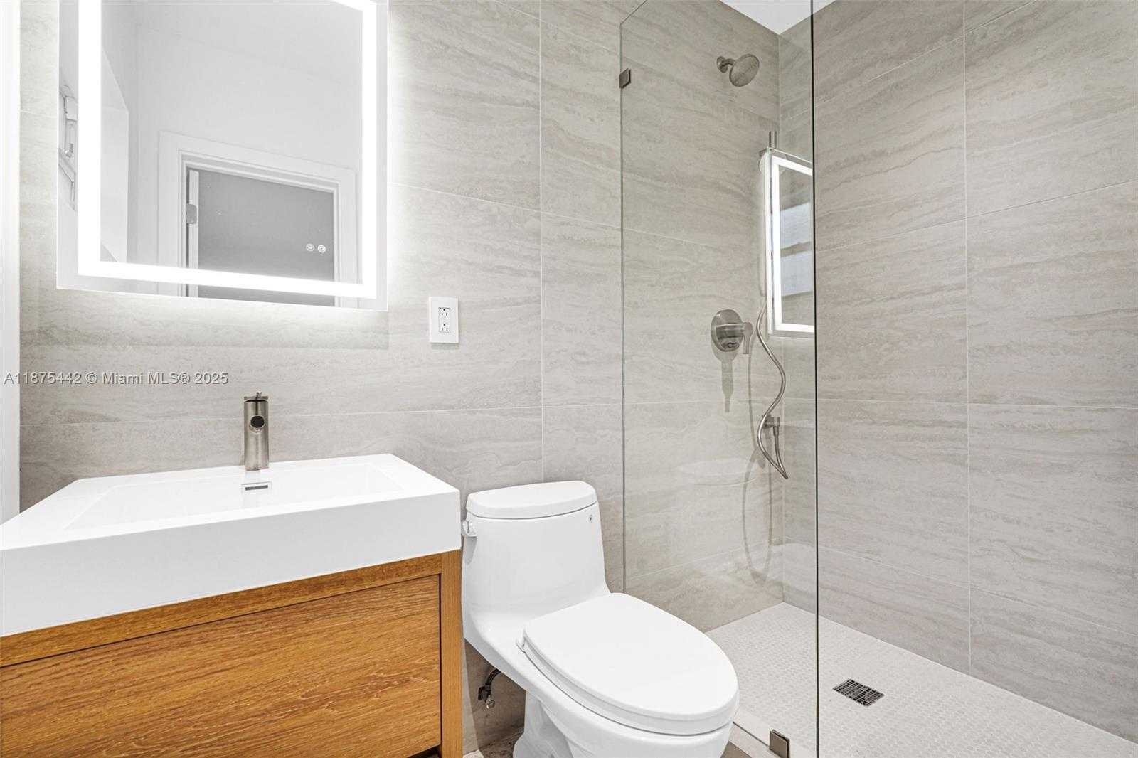 Small Image of 341 NORTH WEST 43, Miami Number 29