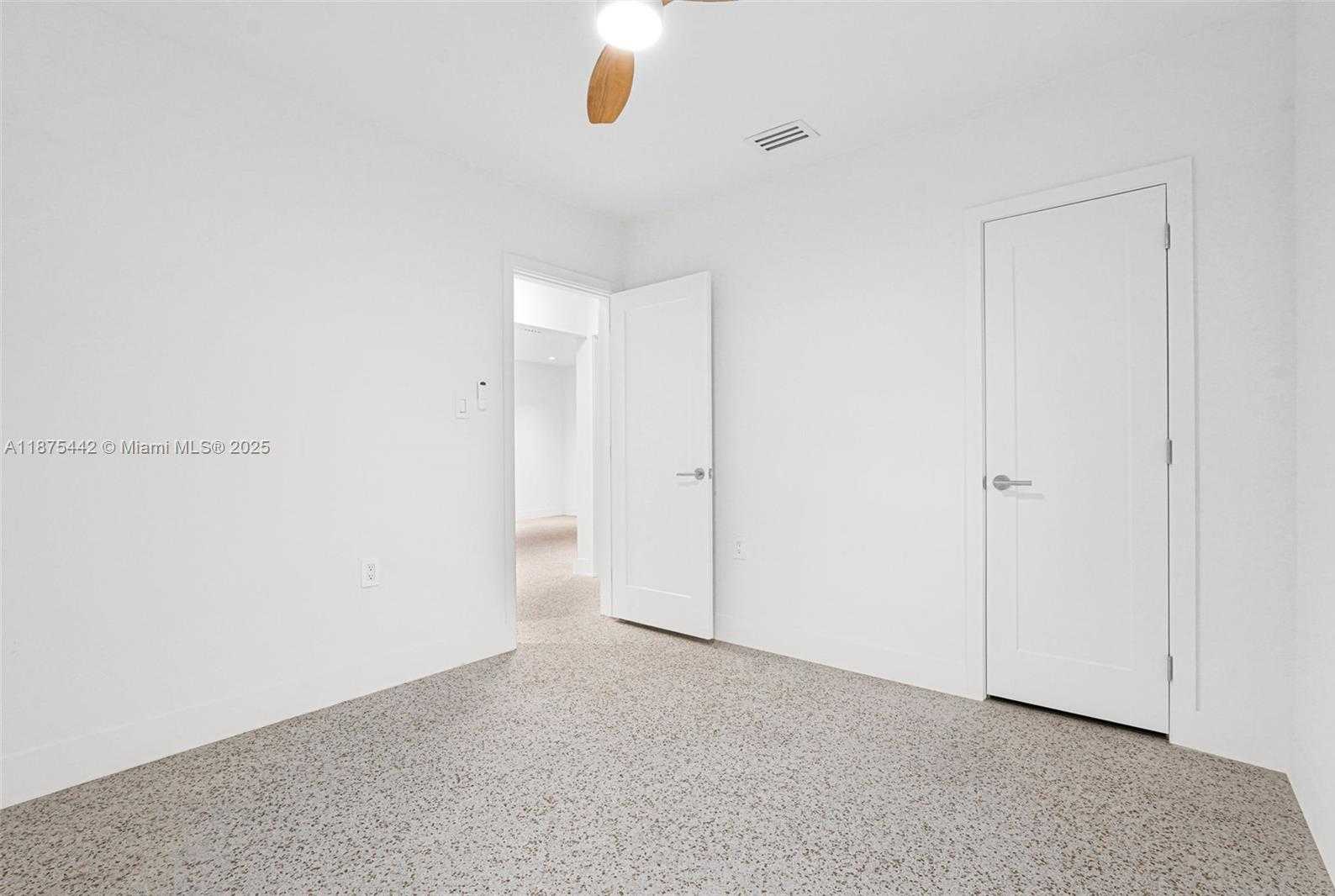 Small Image of 341 NORTH WEST 43, Miami Number 35