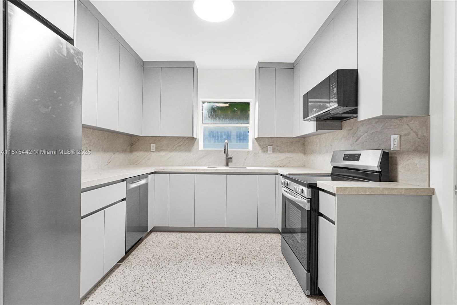 Small Image of 341 NORTH WEST 43, Miami Number 4