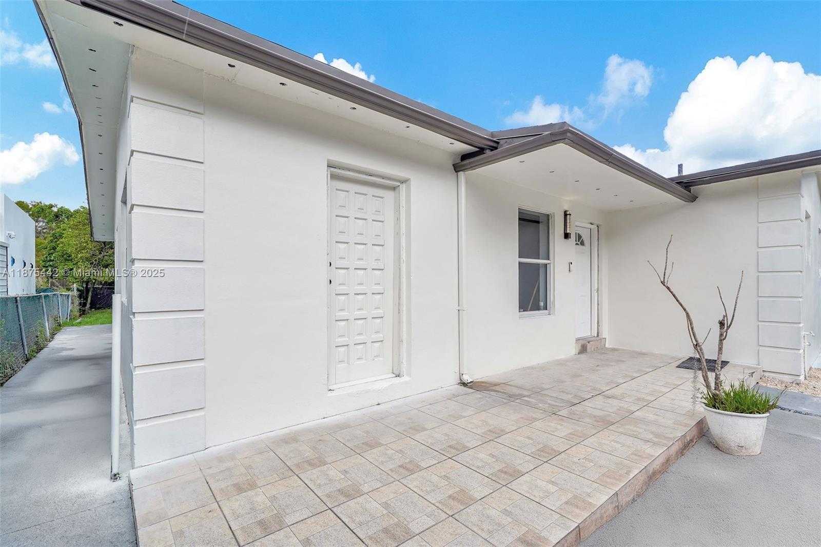 Small Image of 341 NORTH WEST 43, Miami Number 51