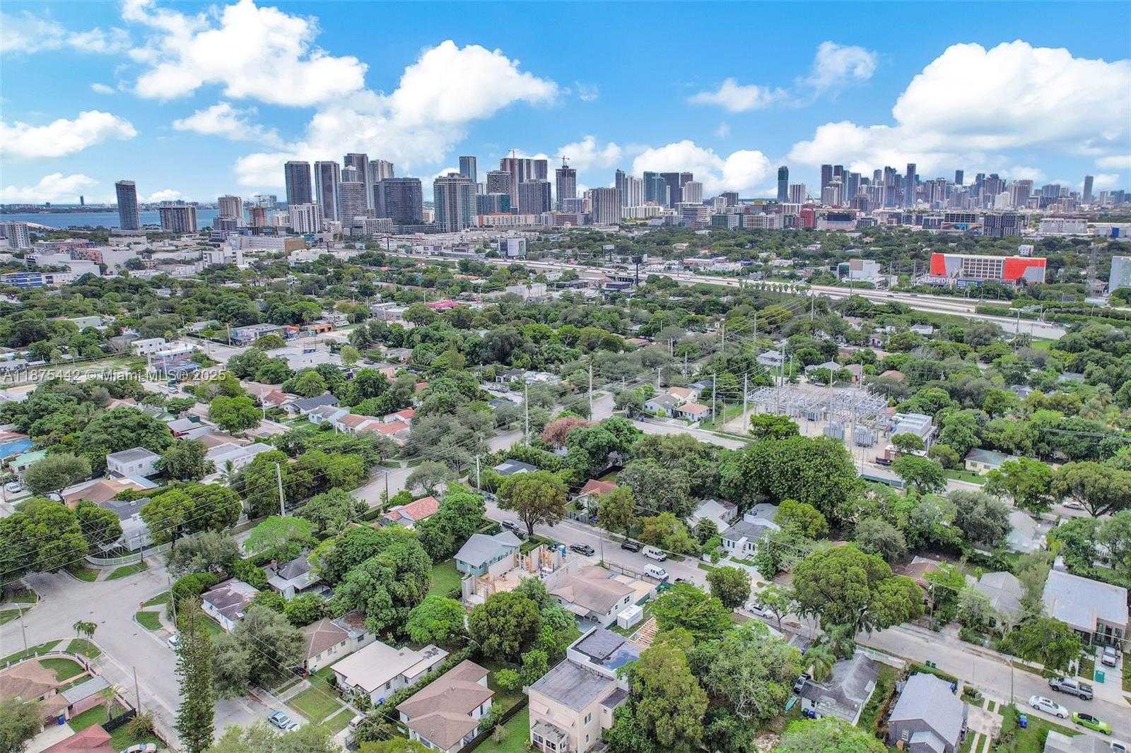 Small Image of 341 NORTH WEST 43, Miami Number 60