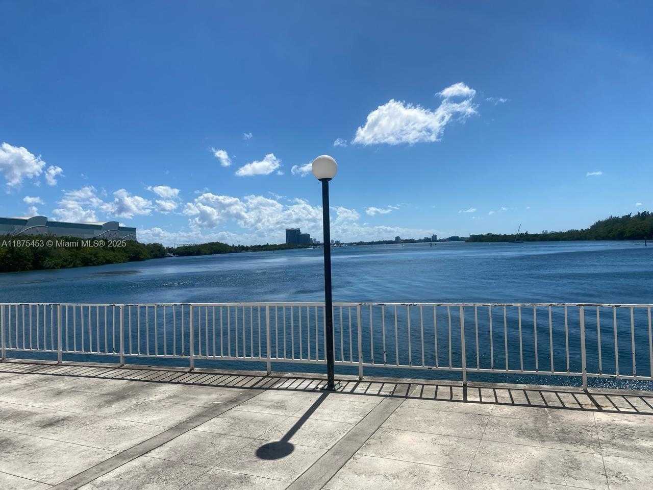 Small Image of 500 BAYVIEW DR #230, Sunny Isles Beach Number 22