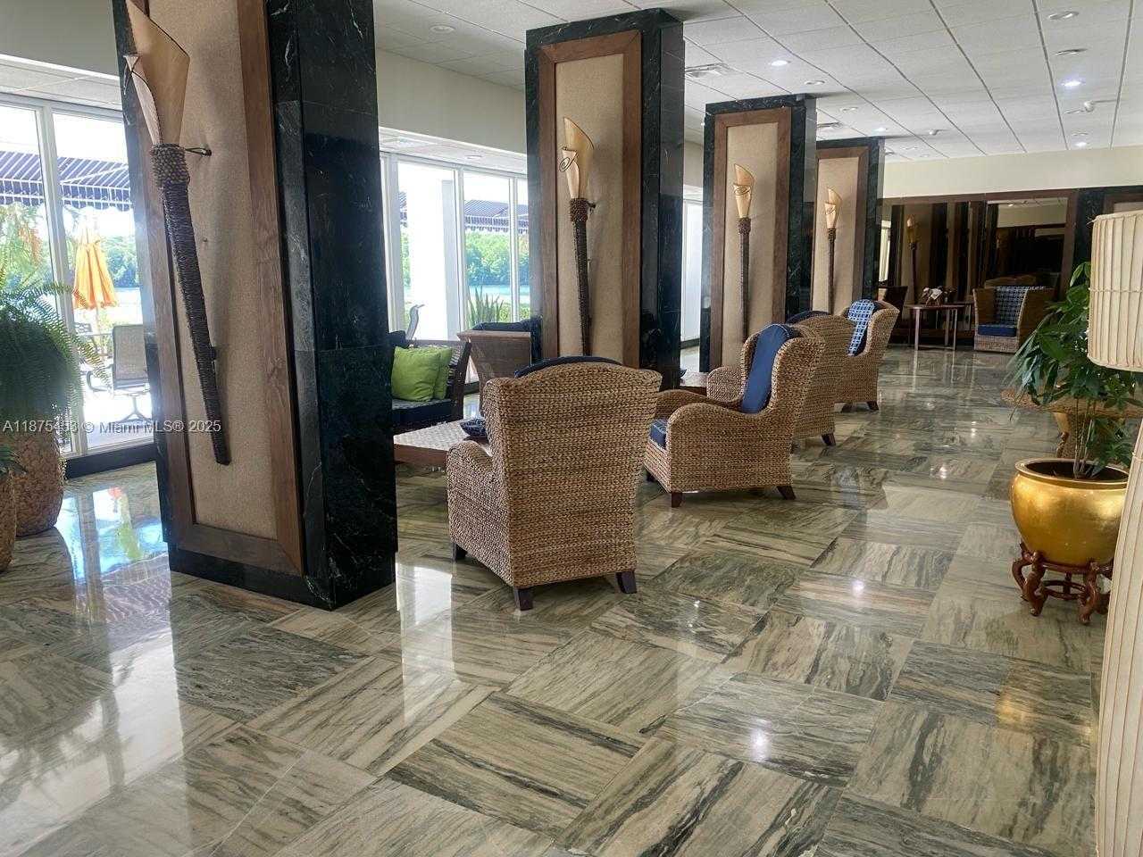 Small Image of 500 BAYVIEW DR #230, Sunny Isles Beach Number 3