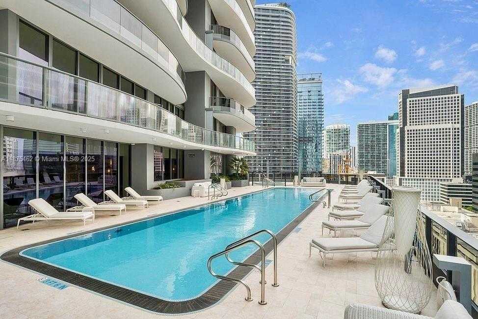 Small Image of 1000 BRICKELL PLZ #4503, Miami Number 22
