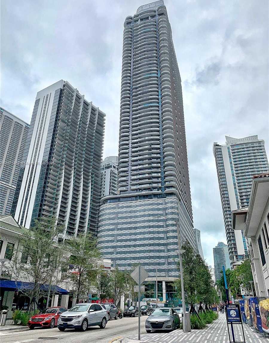 Small Image of 1000 BRICKELL PLZ #4503, Miami Number 3