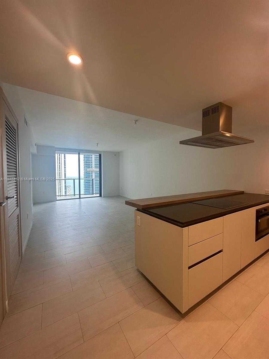 Small Image of 1000 BRICKELL PLZ #4503, Miami Number 34