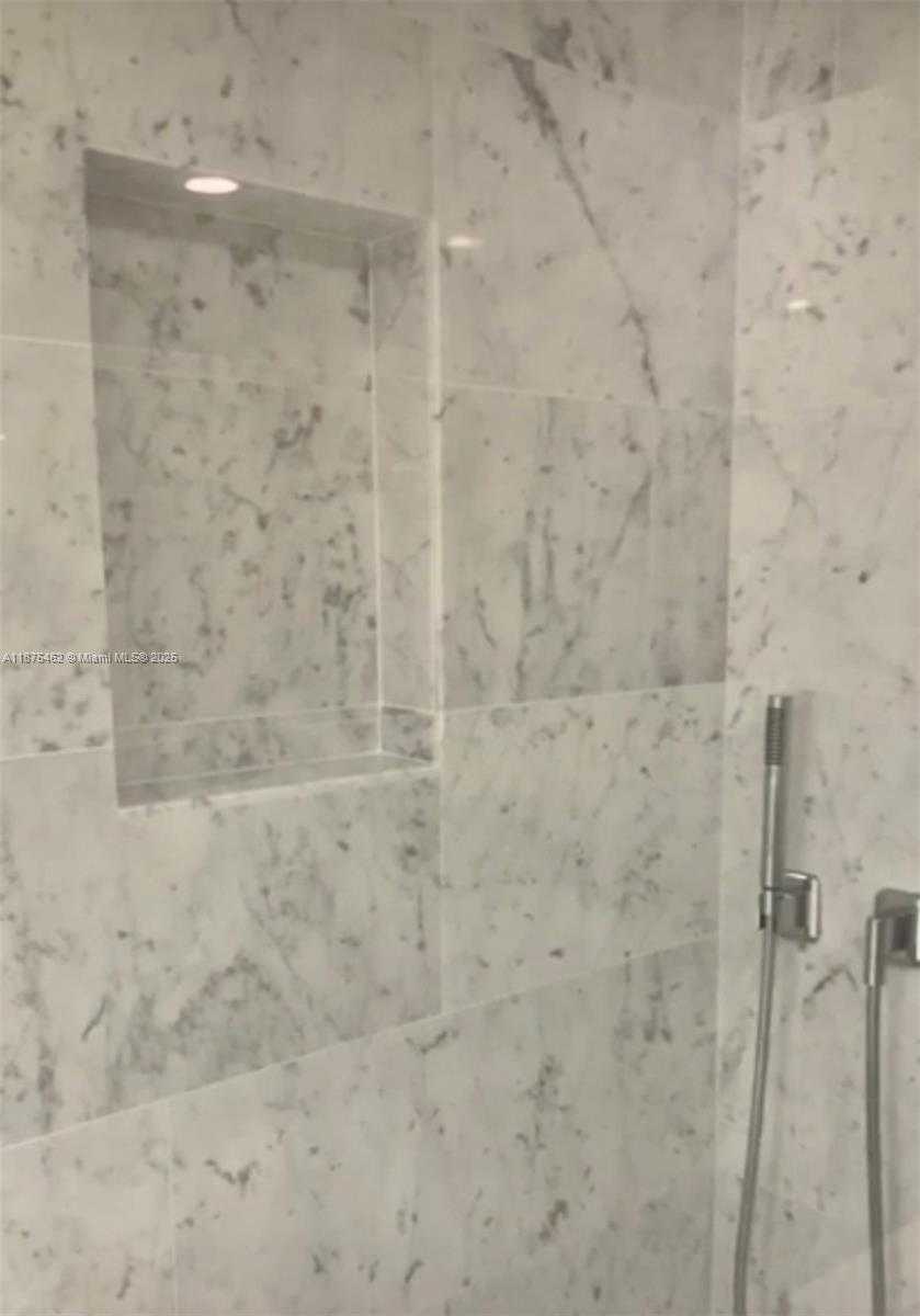 Small Image of 1000 BRICKELL PLZ #4503, Miami Number 38