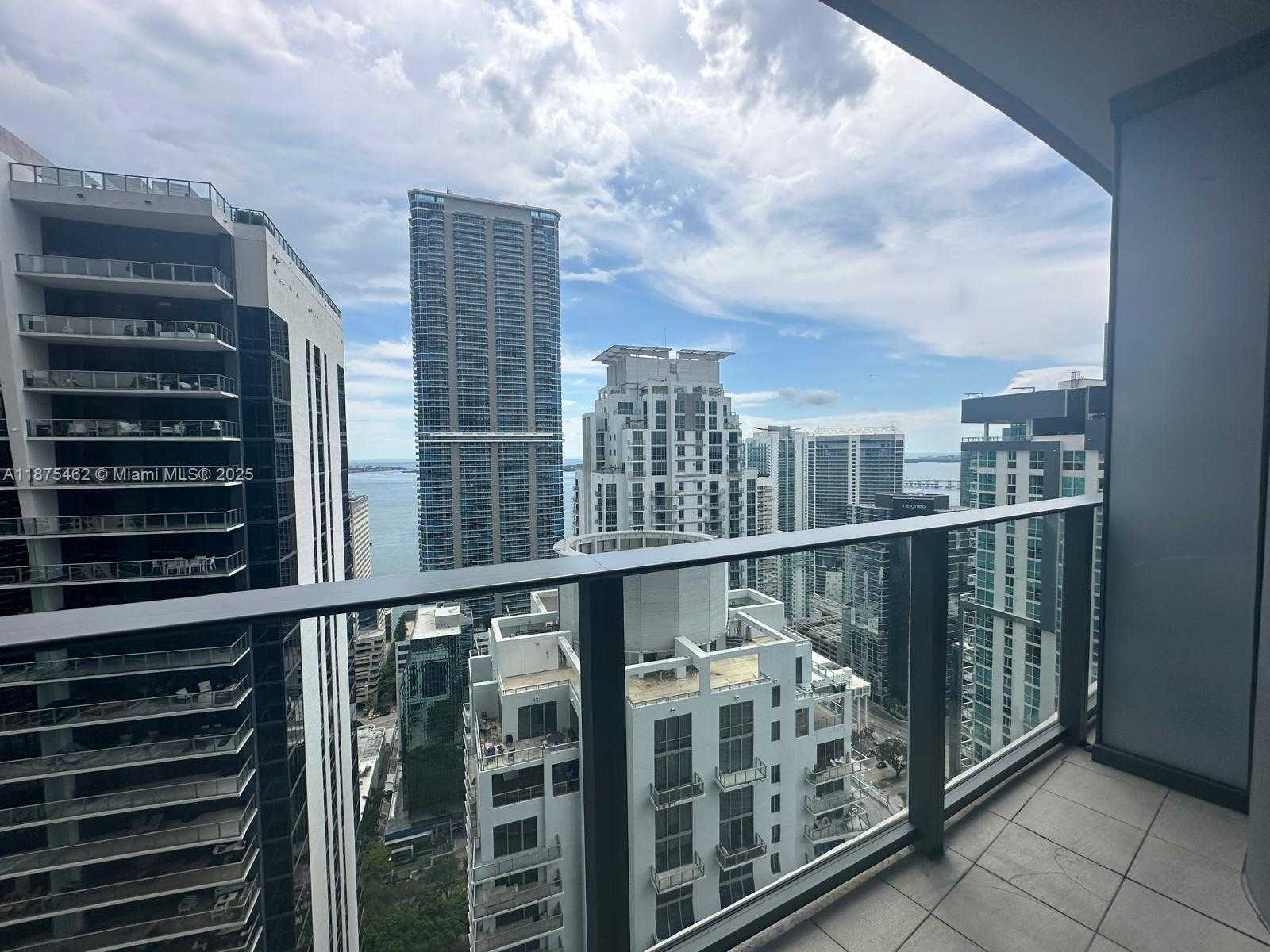 Small Image of 1000 BRICKELL PLZ #4503, Miami Number 43