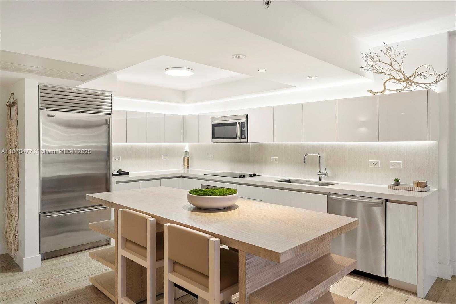 Small Image of Miami Beach Number 11