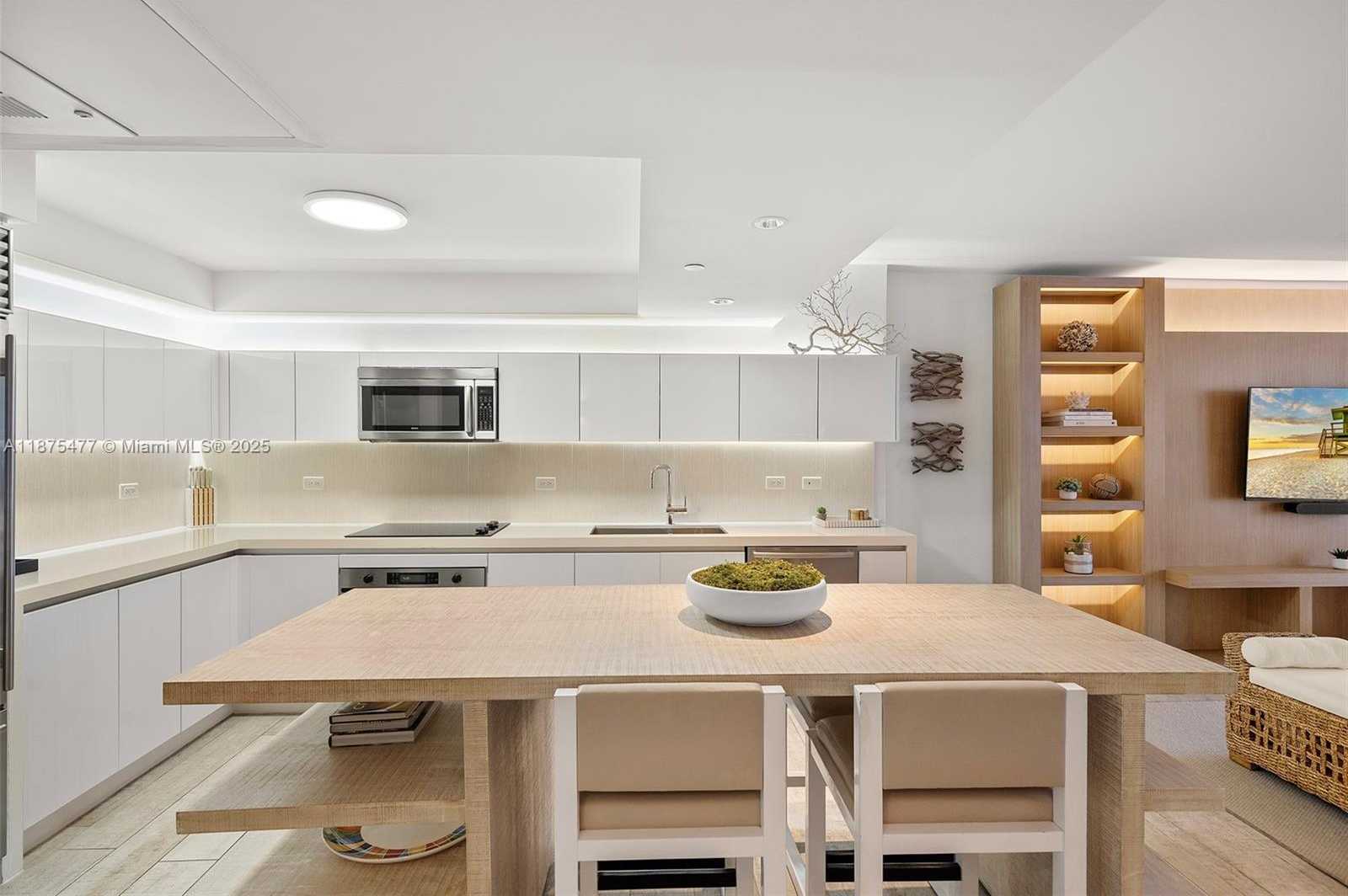 Small Image of Miami Beach Number 12