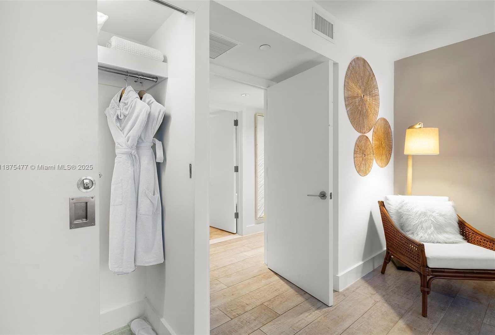 Small Image of Miami Beach Number 17