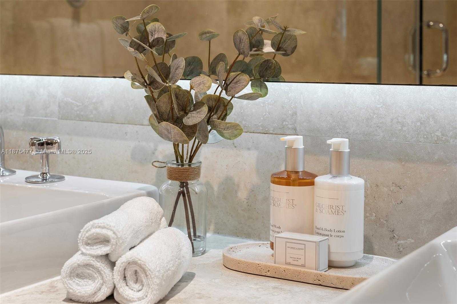 Small Image of Miami Beach Number 20