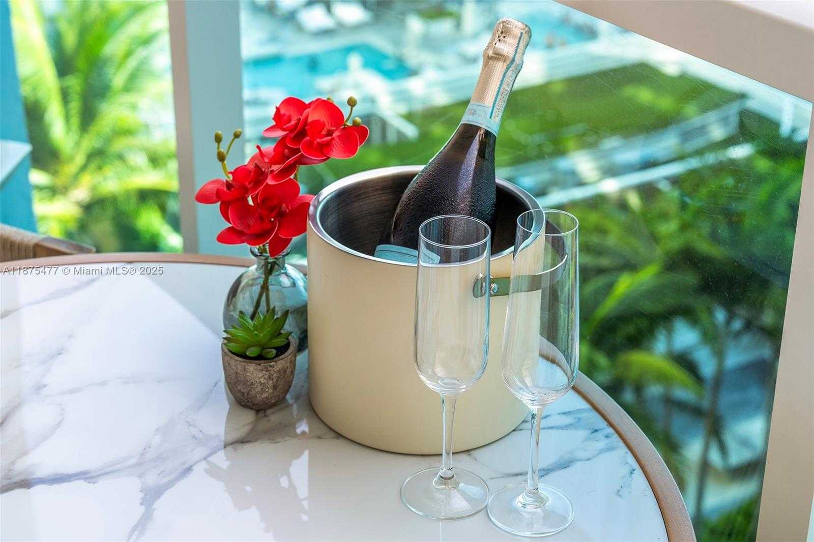 Small Image of Miami Beach Number 9