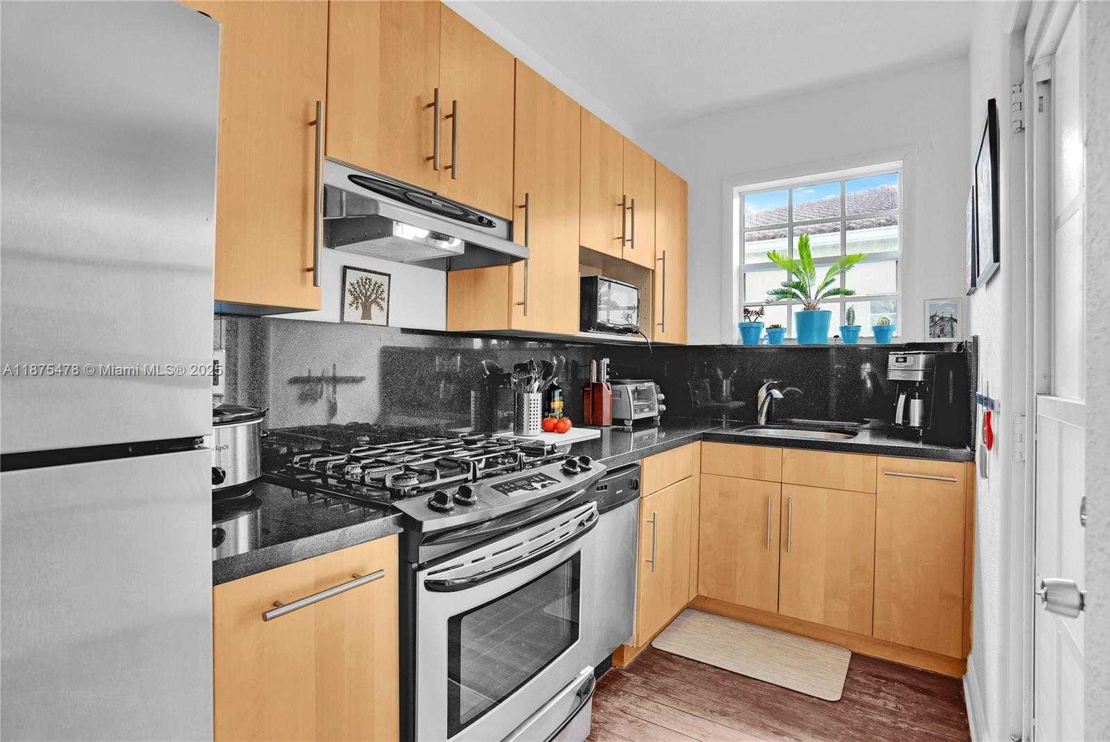 Small Image of 748 EUCLID AVE #3, Miami Beach Number 5