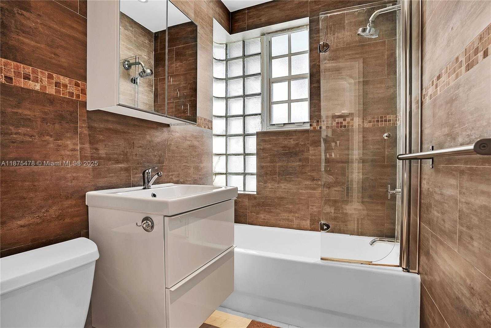 Small Image of 748 EUCLID AVE #3, Miami Beach Number 8