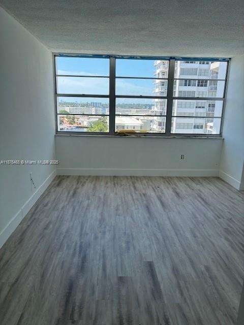 Small Image of 18071 BISCAYNE BLVD #903, Aventura Number 6