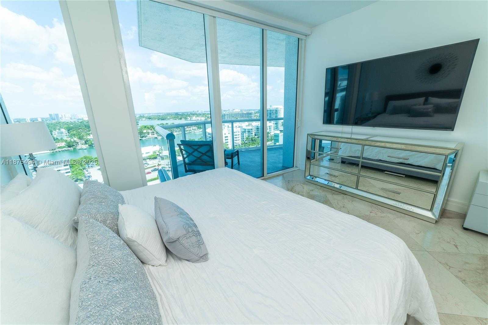 Small Image of 6515 COLLINS AVE #1609, Miami Beach Number 23
