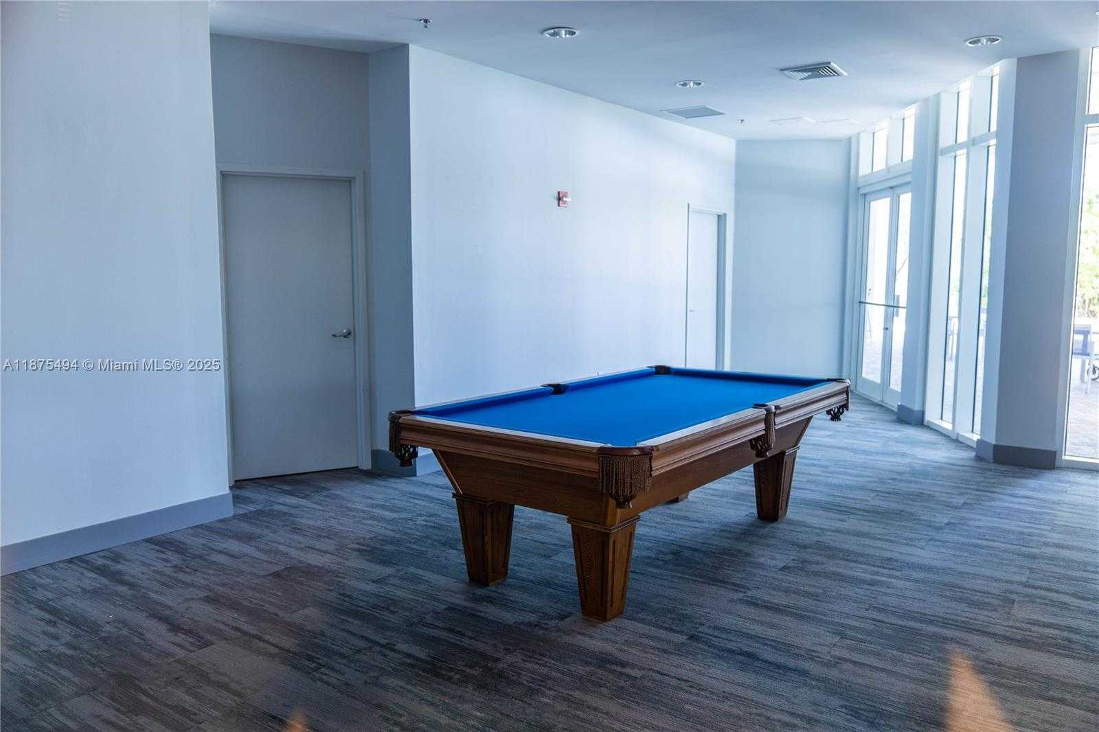 Small Image of 6515 COLLINS AVE #1609, Miami Beach Number 38