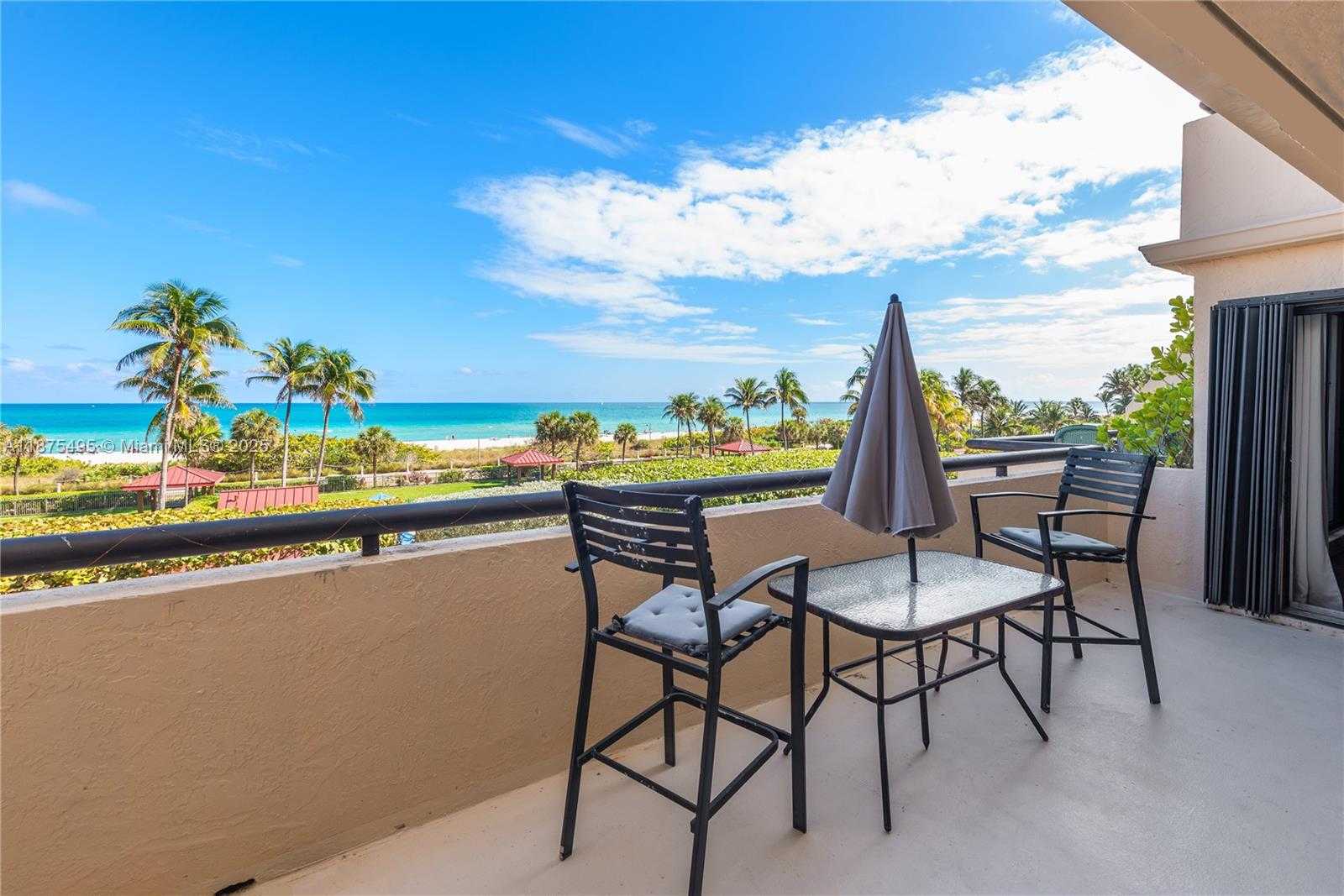 Small Image of 2555 COLLINS AVE #403, Miami Beach Number 11