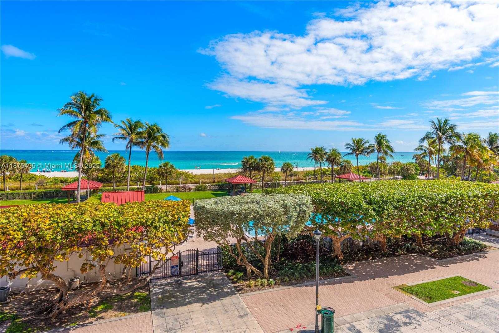 Small Image of 2555 COLLINS AVE #403, Miami Beach Number 13