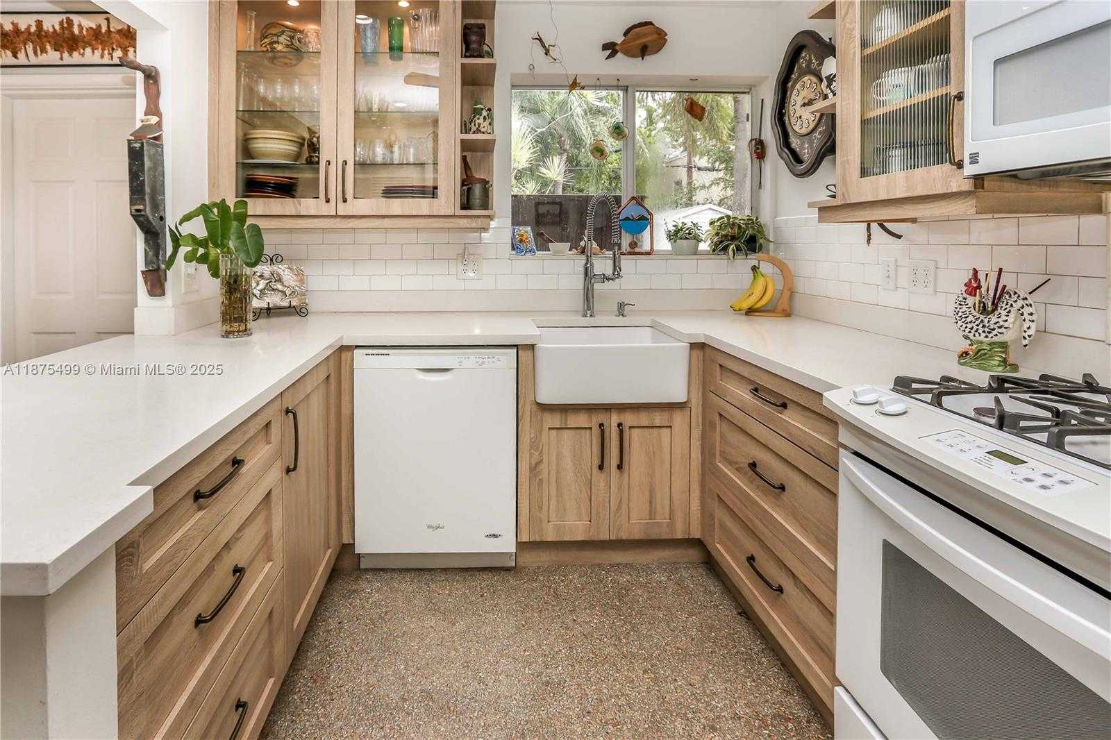 Small Image of 1515 HARRISON ST #1515, Hollywood Number 13