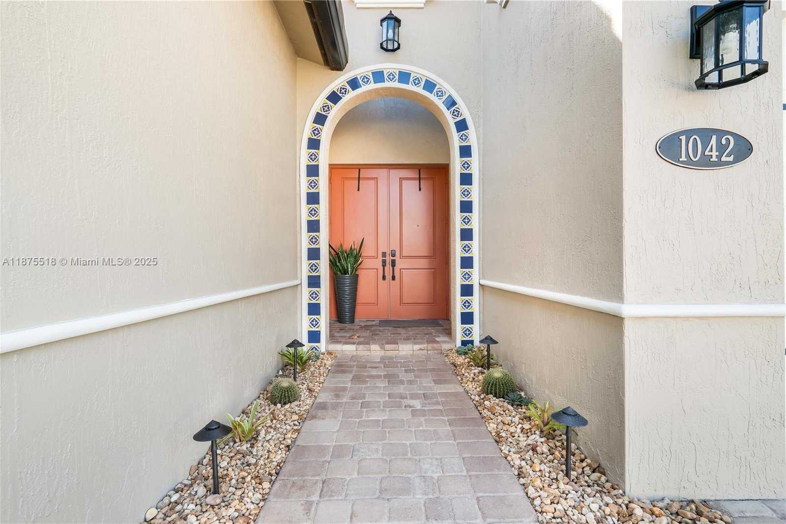 Small Image of 1042 SOUTH WEST 113TH AVE, Pembroke Pines Number 2