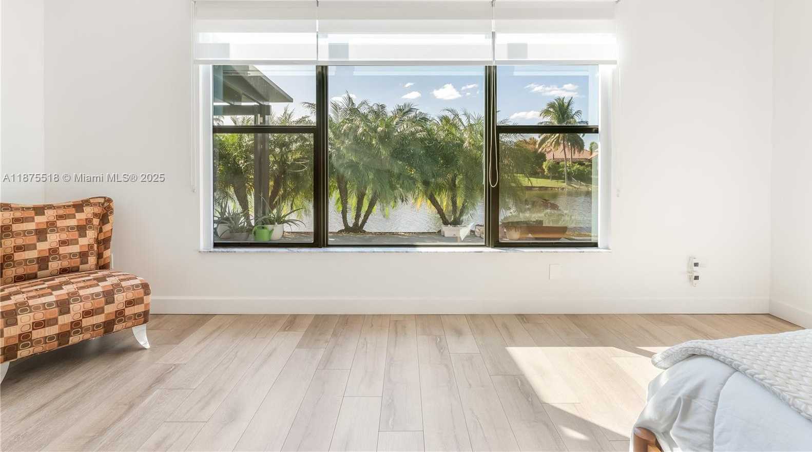 Small Image of 1042 SOUTH WEST 113TH AVE, Pembroke Pines Number 28