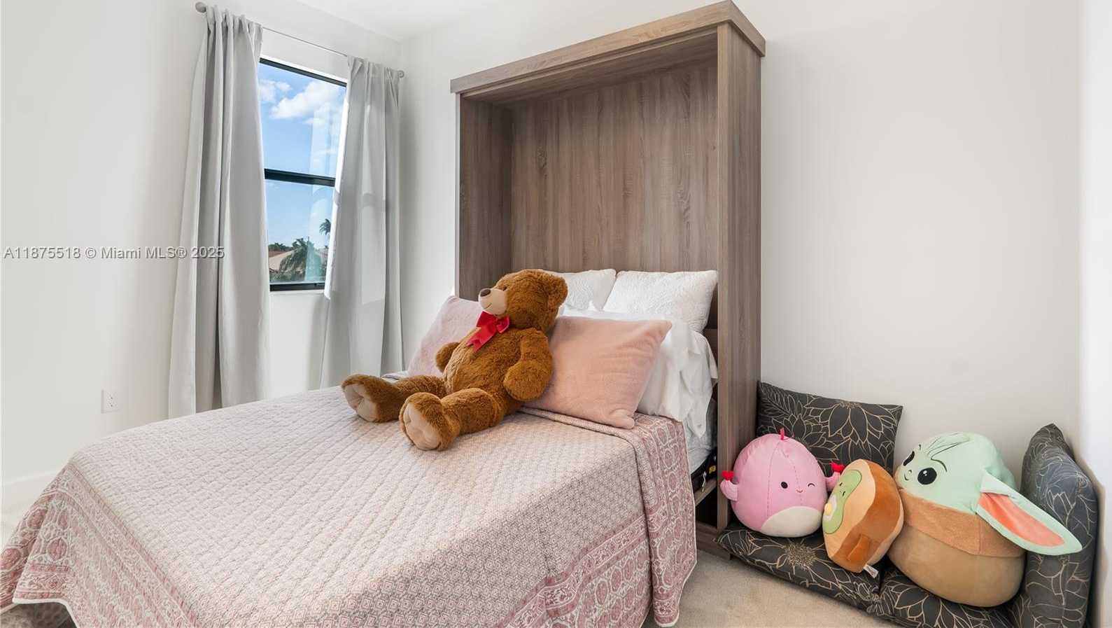 Small Image of 1042 SOUTH WEST 113TH AVE, Pembroke Pines Number 45