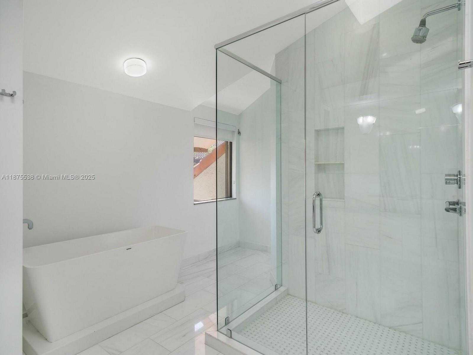 Small Image of 2000 SOUTH BAYSHORE DR #61, Miami Number 17