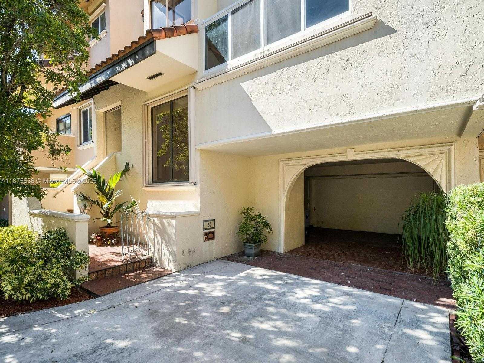 Small Image of 2000 SOUTH BAYSHORE DR #61, Miami Number 26