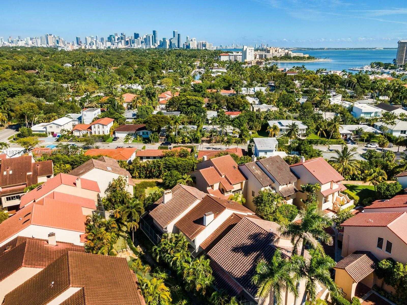Small Image of 2000 SOUTH BAYSHORE DR #61, Miami Number 35