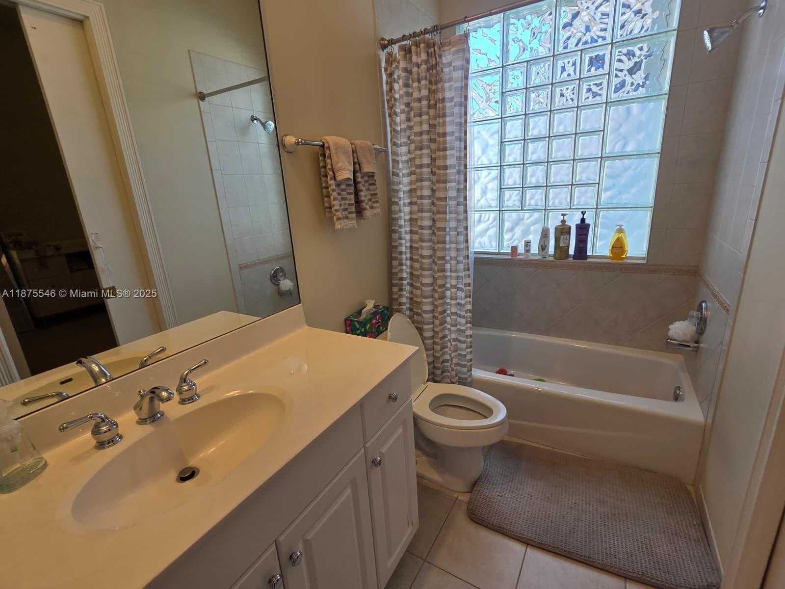 Small Image of 7030 ISLEGROVE PL, Boca Raton Number 14