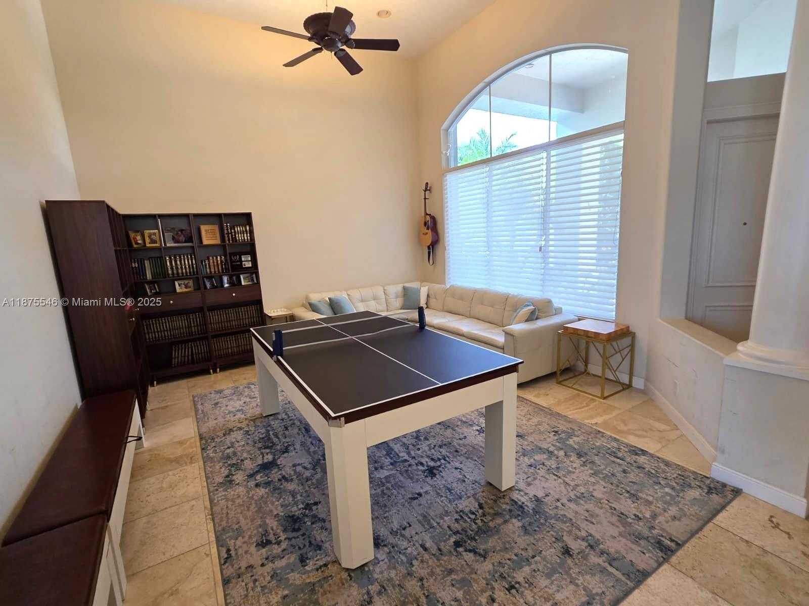 Small Image of 7030 ISLEGROVE PL, Boca Raton Number 3