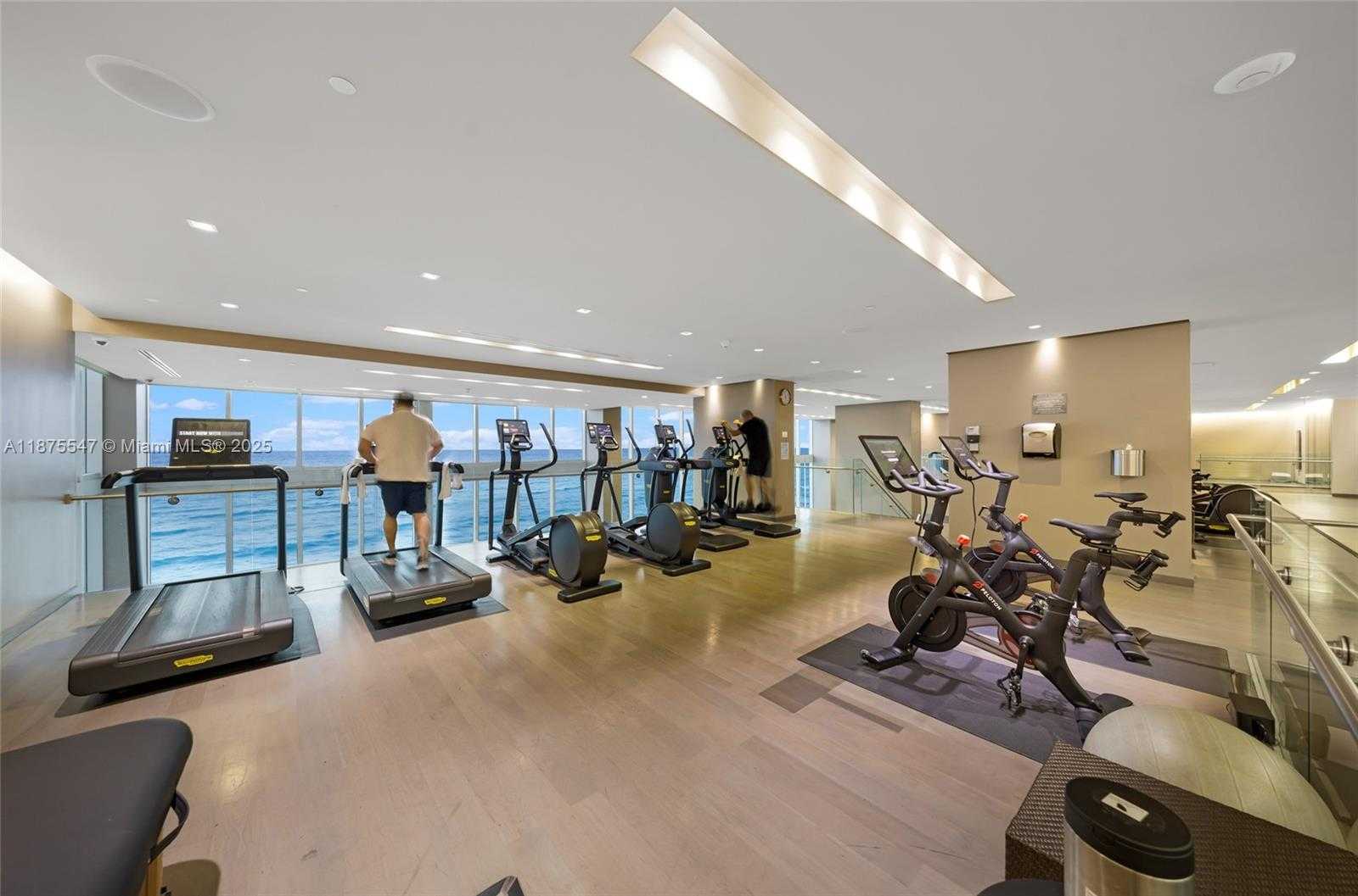 Small Image of 1800 SOUTH OCEAN DR #3607, Hallandale Beach Number 7
