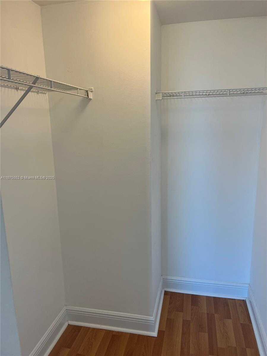 Small Image of 1250 SOUTH MIAMI AVE #2604, Miami Number 6