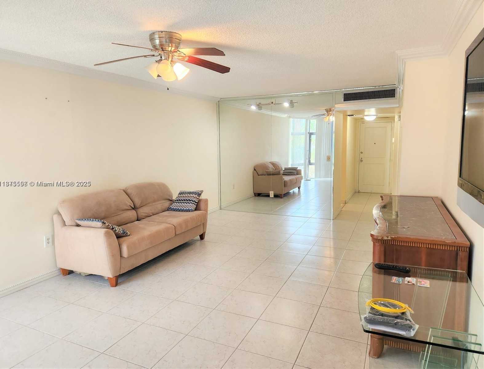 Small Image of 3375 NORTH COUNTRY CLUB DR #203, Aventura Number 5