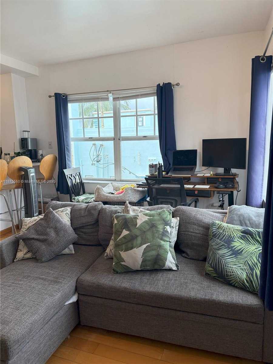 Small Image of 1255 PENNSYLVANIA AVE #311, Miami Beach Number 10